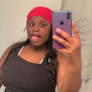 Meet your Posher, Kendrenae